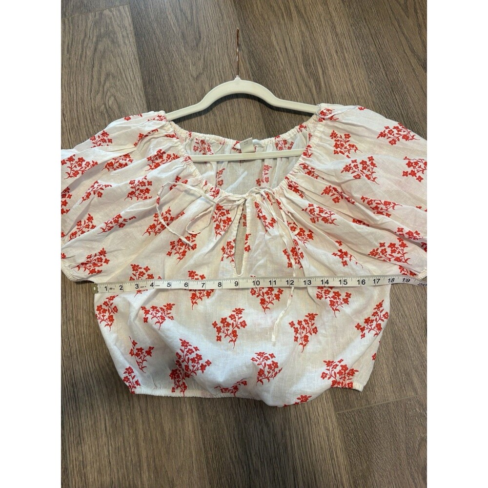 H&M Womens White Linen Blend Blouse Red Floral Puff Sleeve Cropped Peasant Sz S - Picture 6 of 8